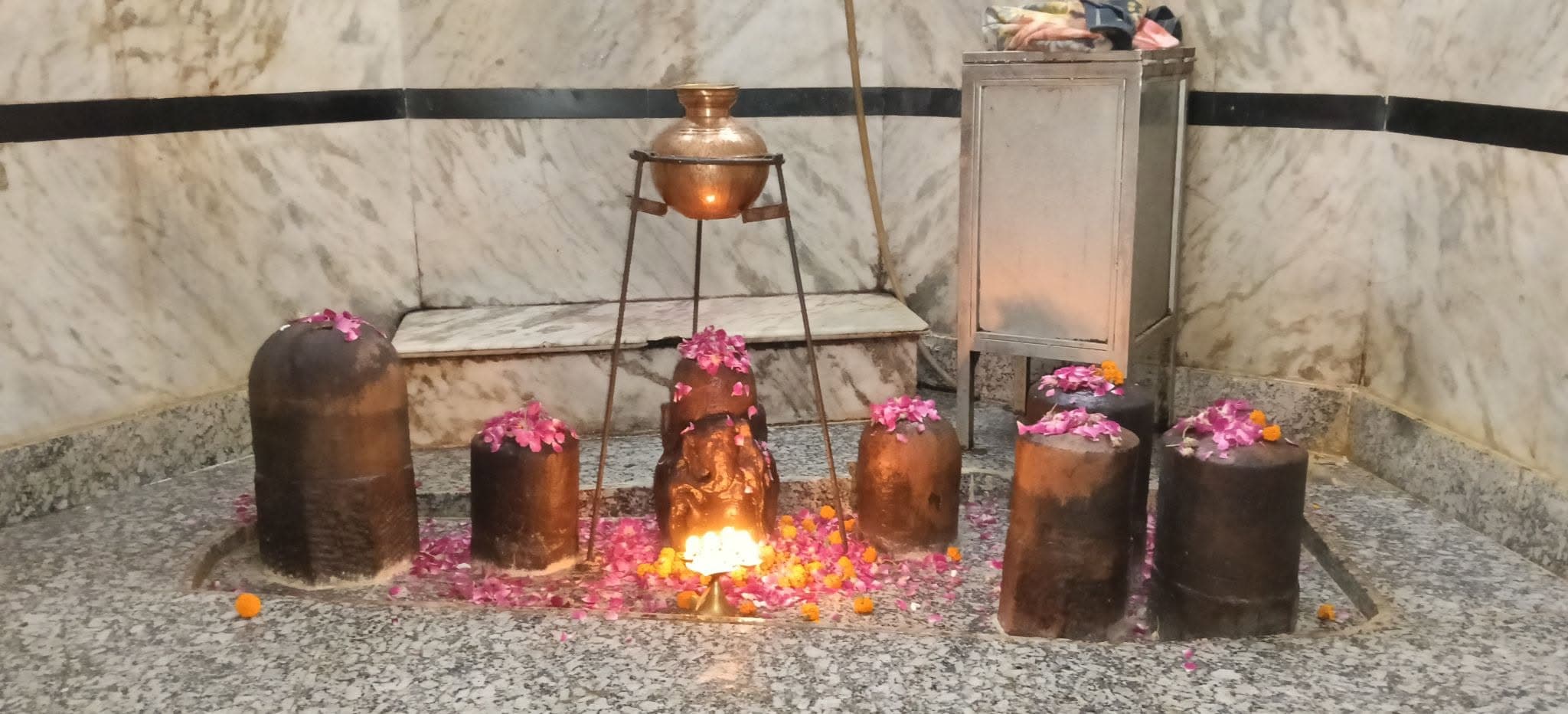 Panch Shivling darshan at Patna Devkali Shiv Mandir